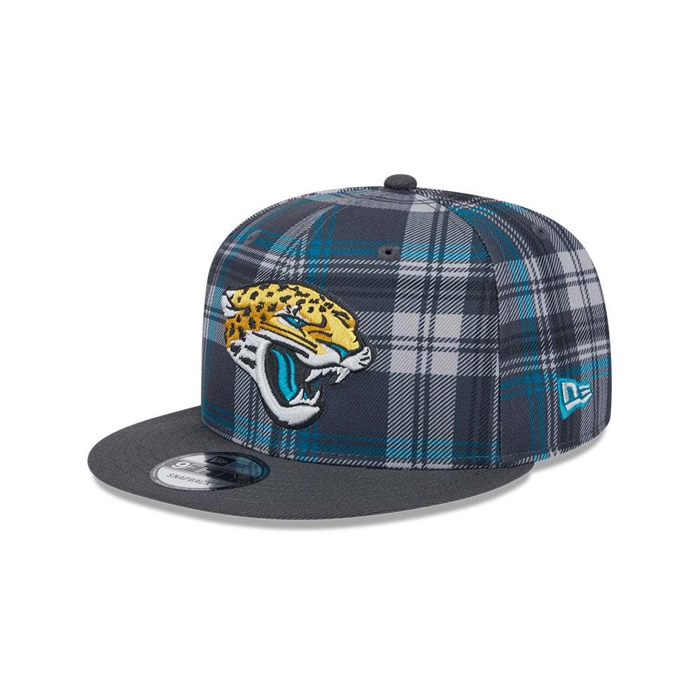 Jacksonville Jaguars New Era 2024 sideline gray snapback hat with flat visor and adjustable closure
