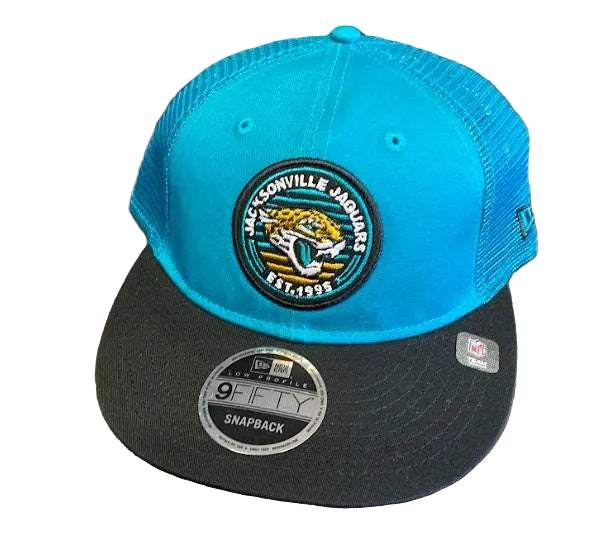 Black and teal NFL Jacksonville Jaguars low profile 9FIFTY mesh snapback cap with adjustable closure and team logo patch