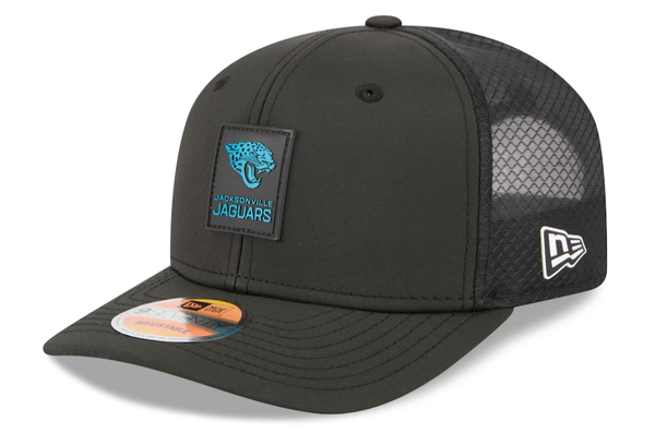 Jacksonville Jaguars New Era 2025 Sideline 9SEVENTY Trucker Adjustable Hat - Black