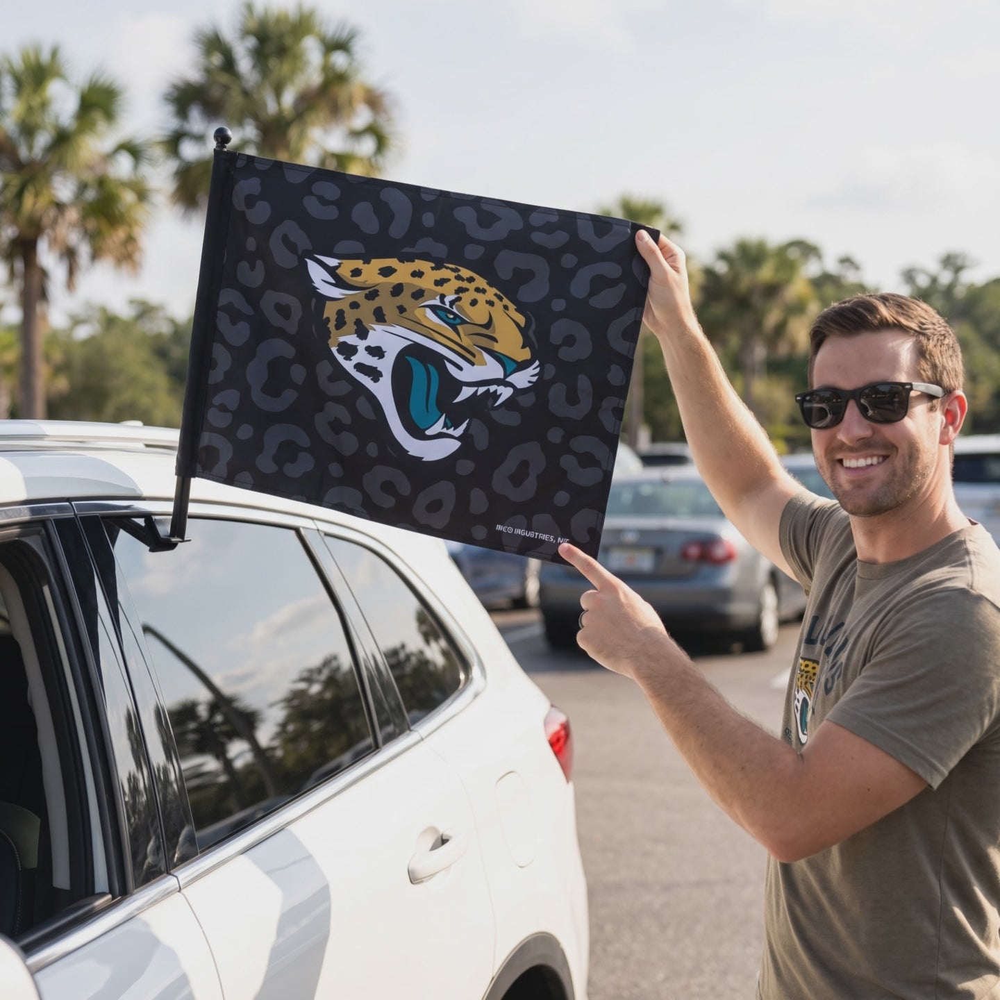 NFL Jacksonville Jaguars Rico Primary Logo Black Leopard Car Flag - lifestyle video